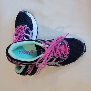 ASICS Gel Excite 4 - Women's size 6.5